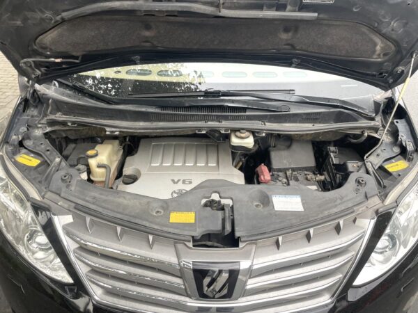 Toyota Alphard 2012* - Image 15