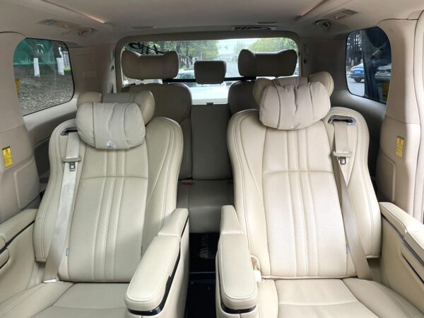 Toyota Alphard 2012* - Image 12