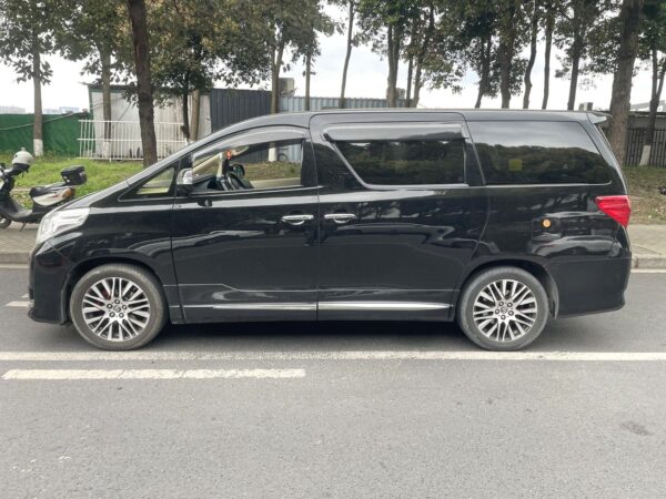 Toyota Alphard 2012* - Image 5