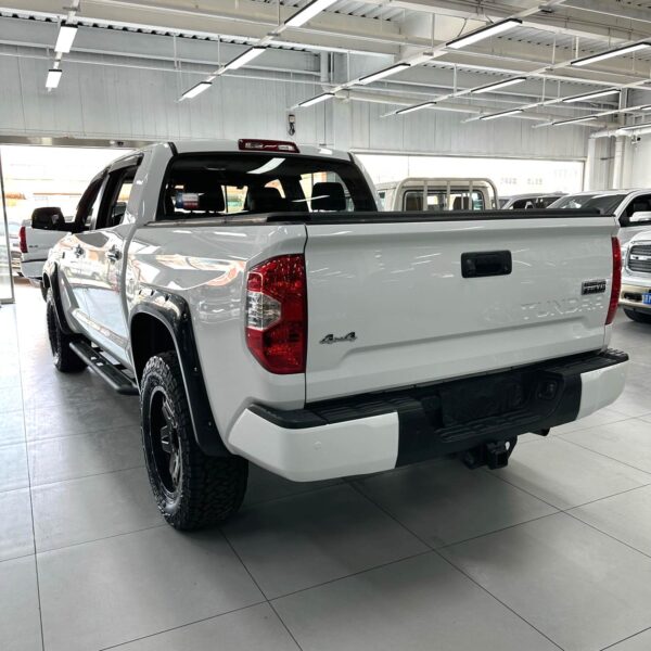 Toyota Tundra 2015* - Image 7