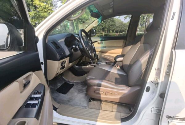 Toyota Fortuner 2011* - Image 3