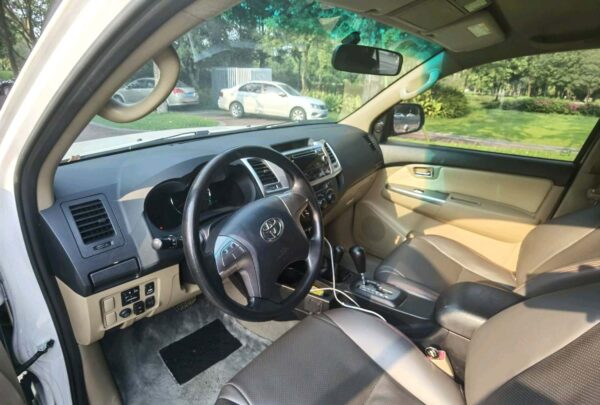 Toyota Fortuner 2011* - Image 2