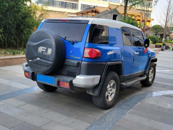 Toyota FJ Cruiser 2007* - Image 2