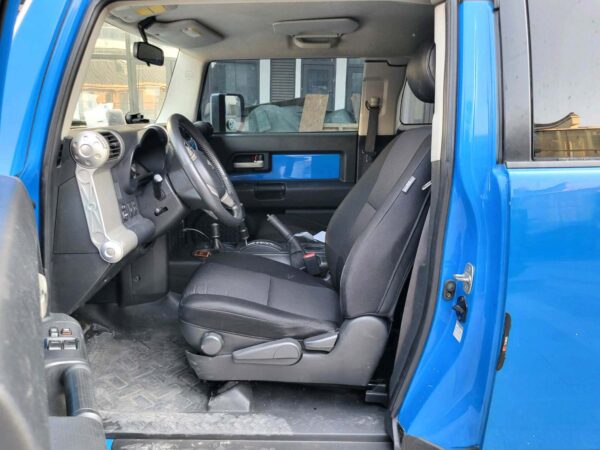 Toyota FJ Cruiser 2007* - Image 7