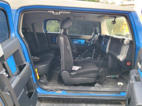 Toyota FJ Cruiser 2007* - Image 11
