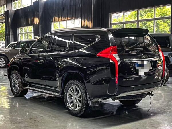Mitsubishi Pajero Sport 2019* - Image 6