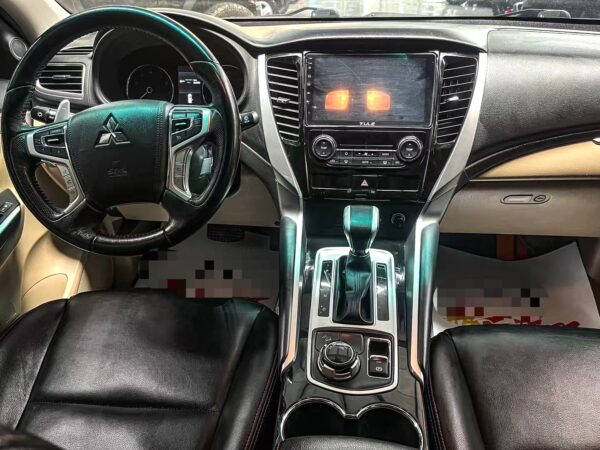 Mitsubishi Pajero Sport 2019* - Image 4