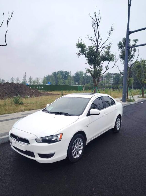 Mitsubishi Lancer 2012 CVT - Image 3