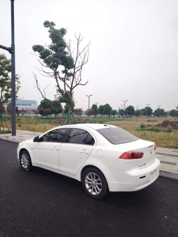 Mitsubishi Lancer 2012 CVT - Image 2