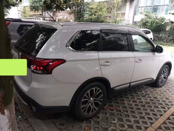 Mitsubishi 2018 Outlander GT3.0 - Image 3