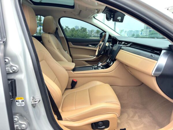 Jaguar 2024 XFL - Image 5