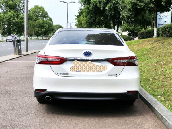 Toyota 2019 Camry - Image 2