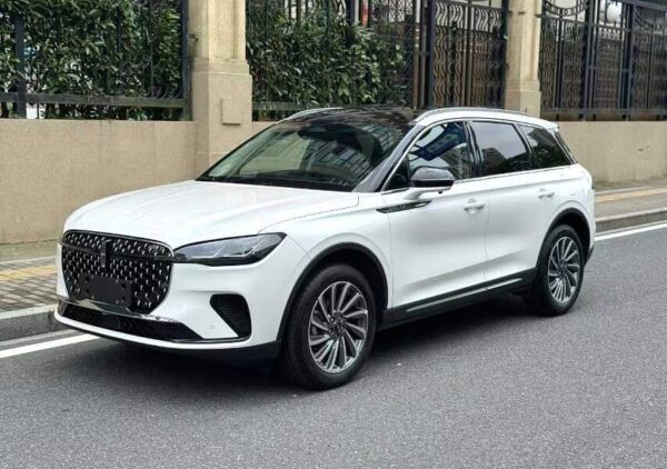 2024 Lincoln Aviator*