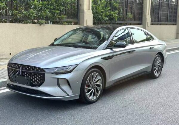 Lincoln Z 2024*