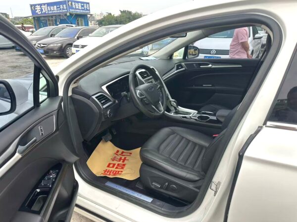 Ford Mondeo 2013 - Image 8