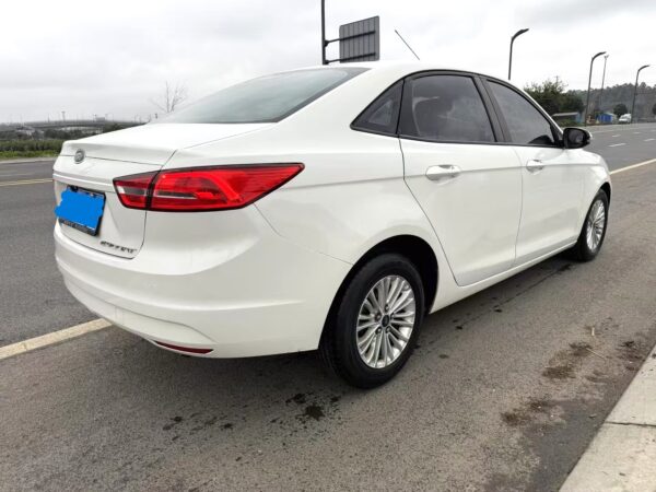 2015 Ford Fusion* - Image 6