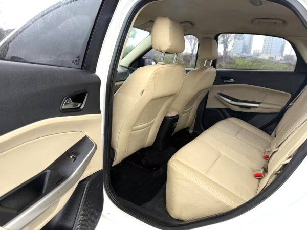 2015 Ford Fusion* - Image 8