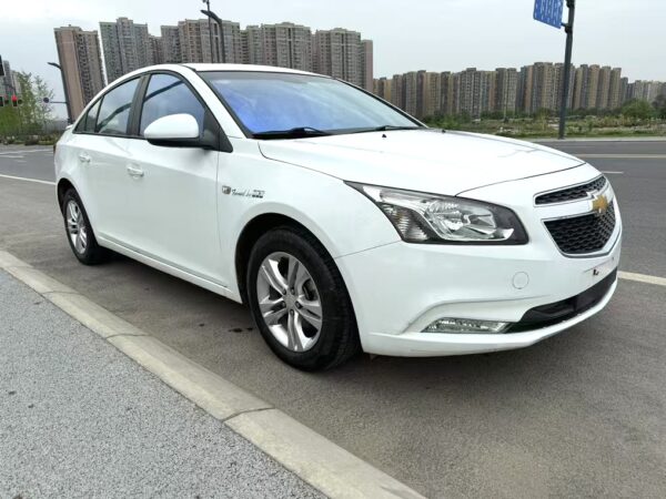Chevrolet Cruze 2015 - Image 3