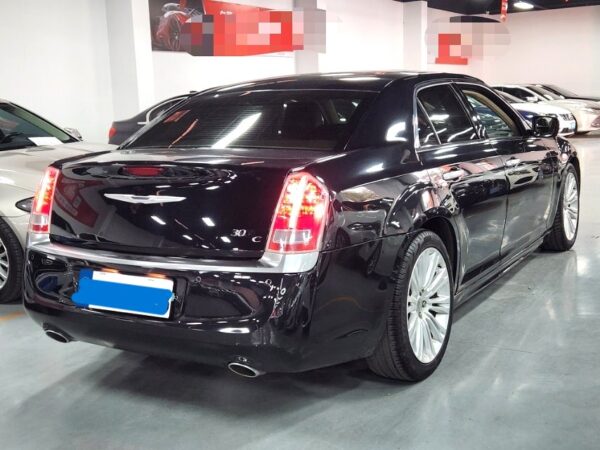 Chrysler 300 2014 - Image 4