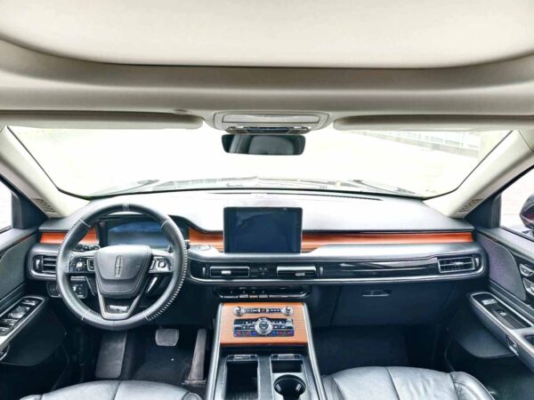 Lincoln Aviator 2020 - Image 12