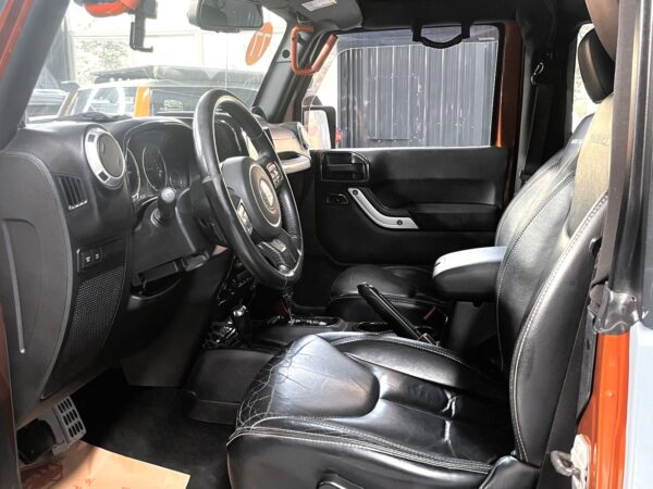 JEEP Wrangler 2013 - Image 2