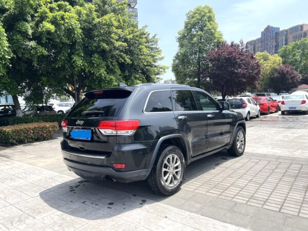 JEEP Grand Cherokee 2015 - Image 8