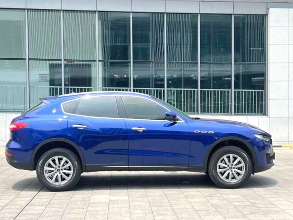 2018 Maserati Levante* - Image 3