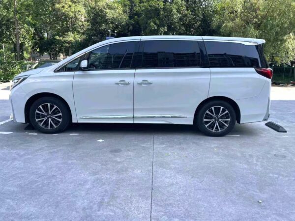 GAC Trumpchi 2023 M8 - Image 5