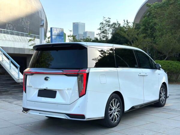 2023 Trumpchi E9* - Image 2